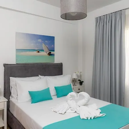 Luxury Town Center Suite, A1